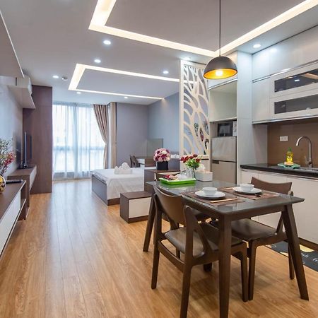 22Housing Hotel & Residence 81 Linh Lang Hanoi Buitenkant foto