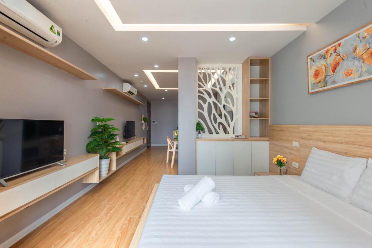 22Housing Hotel & Residence 81 Linh Lang Hanoi Buitenkant foto