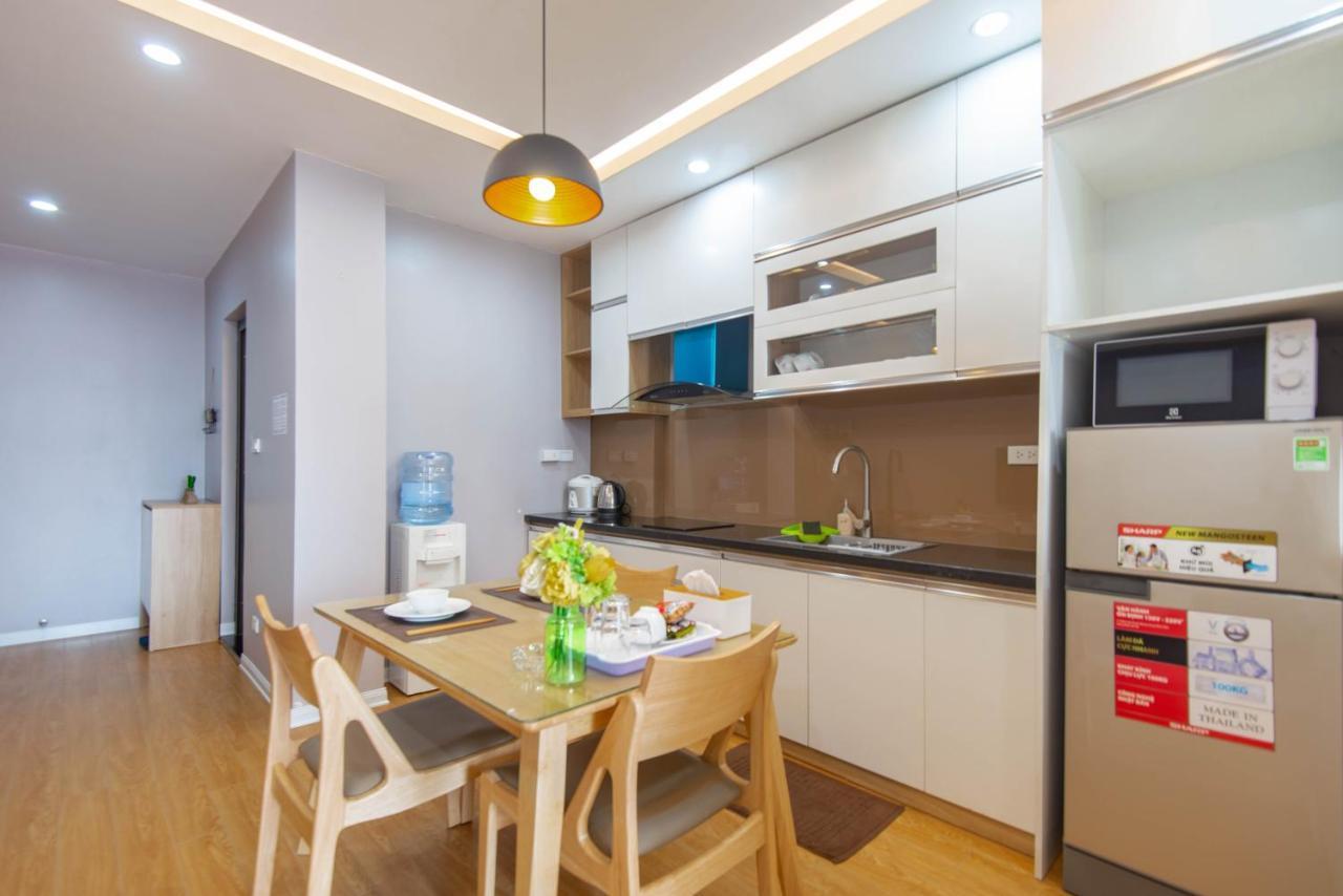 22Housing Hotel & Residence 81 Linh Lang Hanoi Buitenkant foto