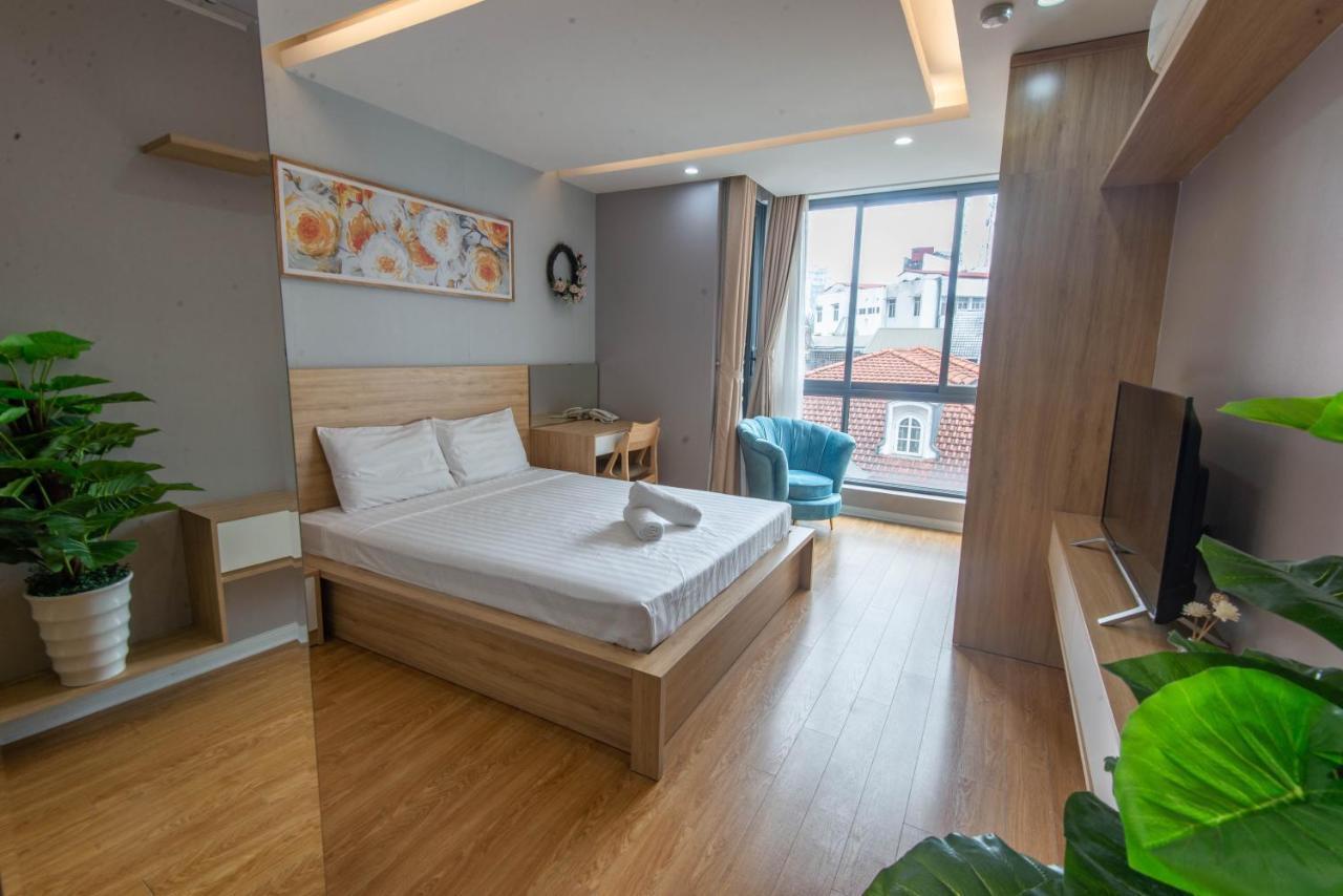 22Housing Hotel & Residence 81 Linh Lang Hanoi Buitenkant foto