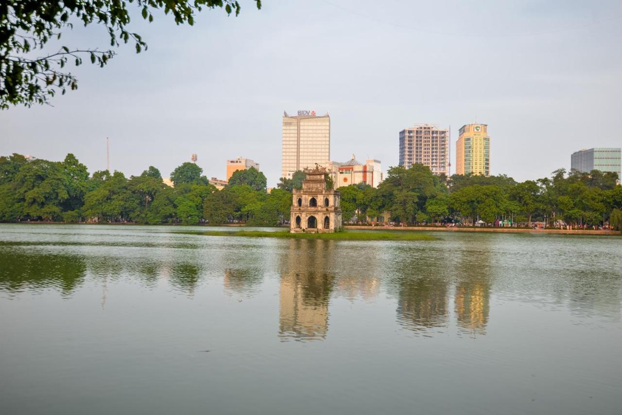 22Housing Hotel & Residence 81 Linh Lang Hanoi Buitenkant foto